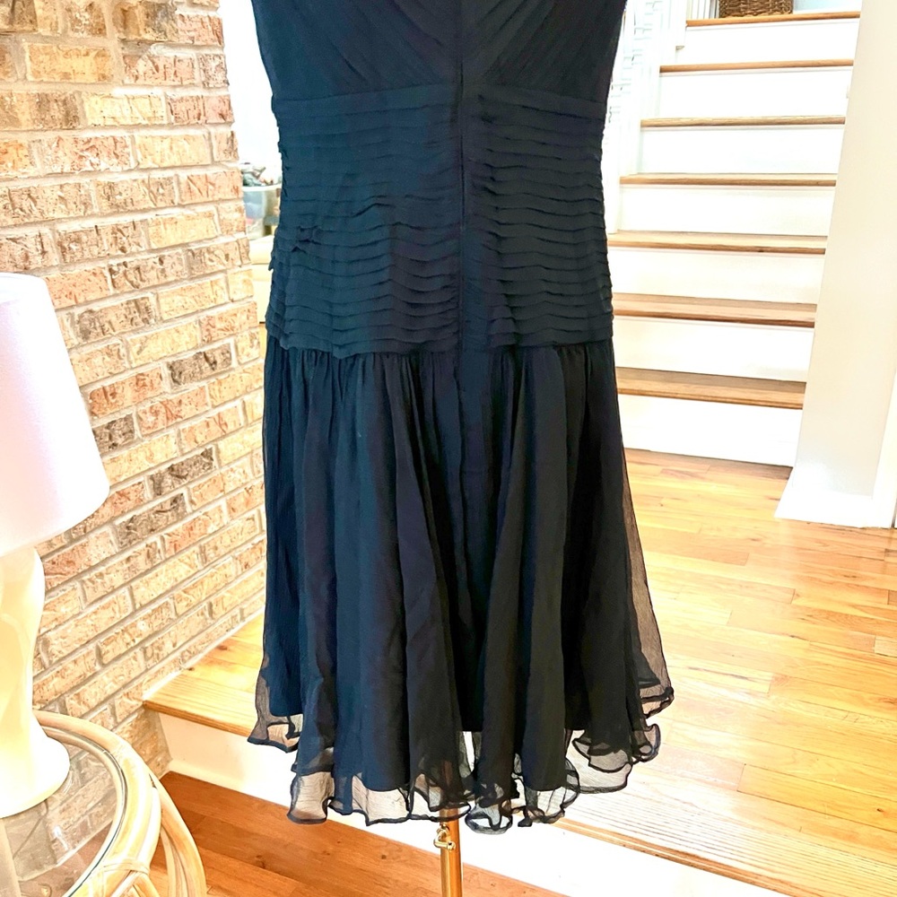Tadashi Shoji Midnight Navy Pleated Chiffon Cocktail Dress Elegant Glam Size 8 - Picture 4 of 14